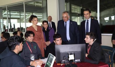 Meslek Liseleri Arası Hackathon Yarışması, UKÜ’de gerçekleştirildi