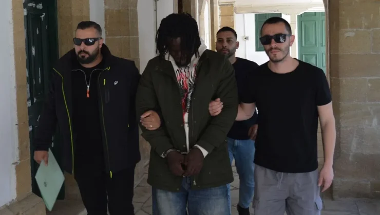 Uyuşturucu satıcısına baskın