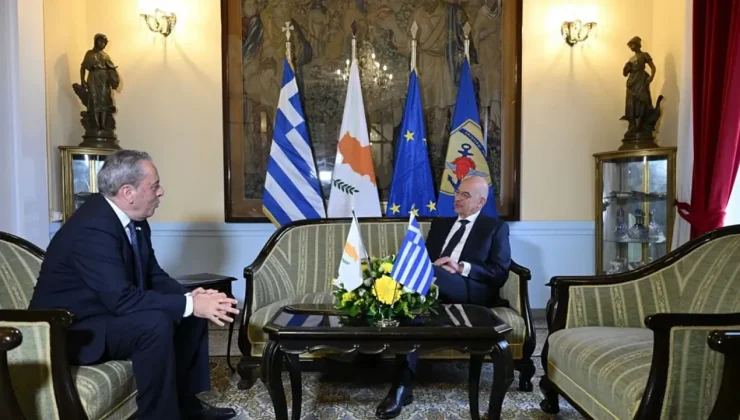 Palmas ve Dendias bir araya geldi