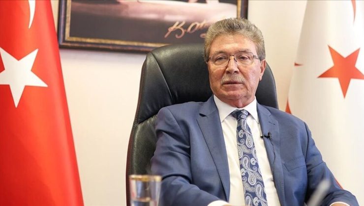 Üstel: “Türk ordusu Kıbrıs Türk halkının güvenliğinin teminatıdır”