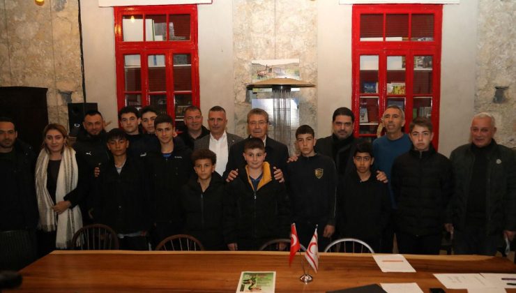 Üstel “UBP, başkaları gibi halkını ortada bırakmaz”