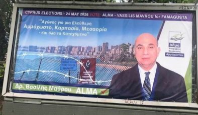 Londra’da “Kıbrıs’ı özgürleştirme” afişi!