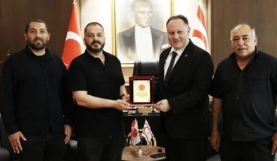 Akçay Spor Kulübü’nden Öztürkler’e ziyaret