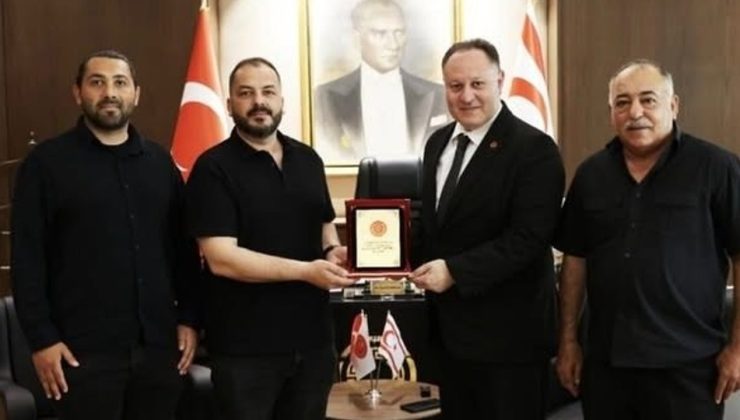 Akçay Spor Kulübü’nden Öztürkler’e ziyaret