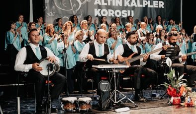 DAB Altın Kalpler Korosu, korist üyelerinden Özen anısına konser verdi
