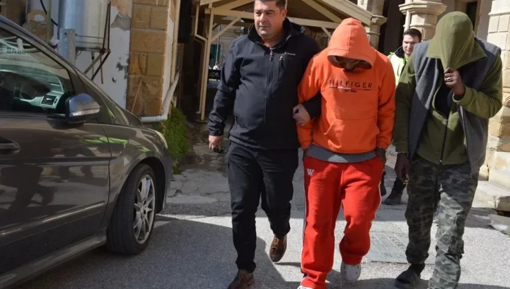 Uyuşturucu zanlıları kaçak çıktı