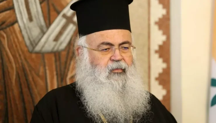 Ada’daki Yunan varlığı artarak devam etmeli