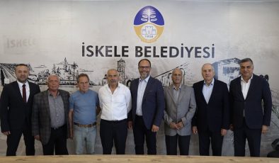 Kıbrıs Türk Belediye Başkanları Derneği’nden Sadıkoğlu’na ziyaret