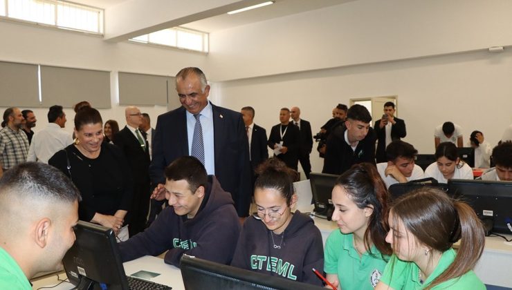 Çavuşoğlu: “Ülkeye her yıl bir meslek lisesi kazandıracağız”