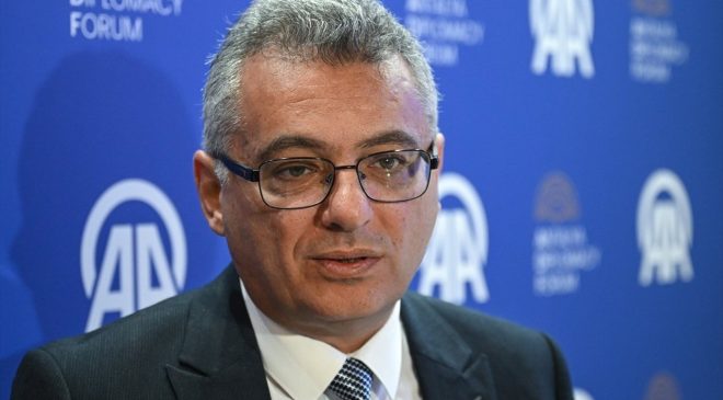 Erhürman:”Dış politikada Türkiye ile istişare içerisindeyiz”