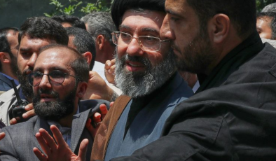 Hamaney: “Hürmüz Boğazı’nın yönetimini yeni bir aşamaya taşıyacağız”