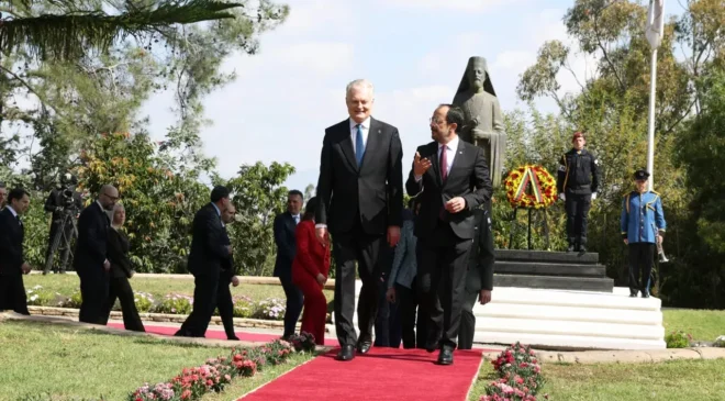 Hristodulidis Litvanya Cumhurbaşkanı Nausėda ile görüştü