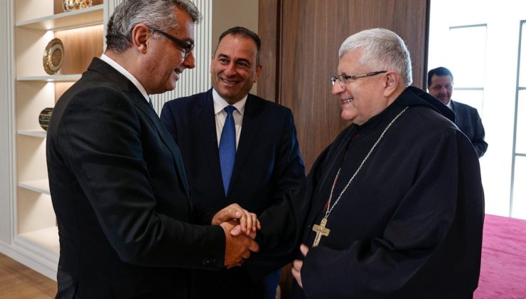 Cumhurbaşkanı Erhürman, Maronit toplumu temsilcisi Moussa ve Başpiskopos Sfeir ile görüştü