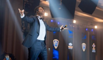 Mahsun Kırmızıgül’den, Merit Royal Diamond’da müzik ziyafeti