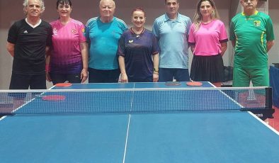 Veteran masa tenisçilerimizden başarılı sonuçlar