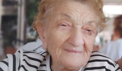 Çatalköy, Pervin ablasına ağlıyor