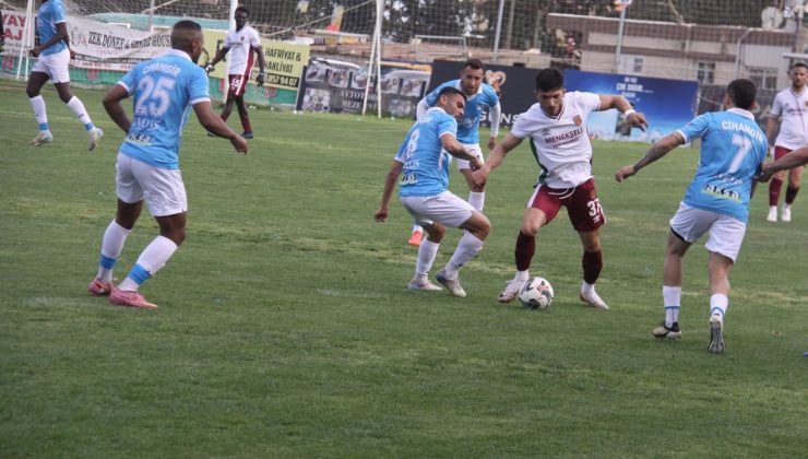 Zirvede kora kor yarış