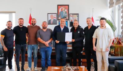 Gazimağusa Belediyesi’nde Toplu İş Sözleşmesi imzalandı