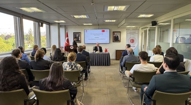Cenevre’de “Kıbrıs” konulu konferans düzenlendi
