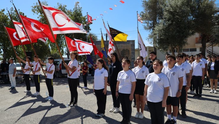 İskele’de Atatürk’ü Anma, Gençlik ve Spor Bayramı nedeniyle tören…