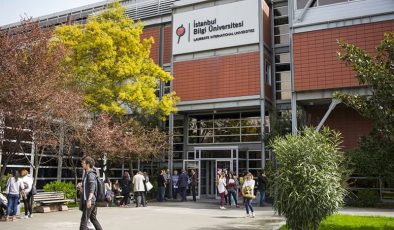 İstanbul Bilgi Üniversitesi’nin Faaliyet İzni Kaldırıldı
