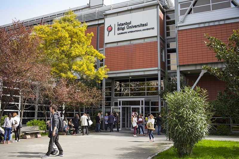 İstanbul Bilgi Üniversitesi’nin Faaliyet İzni Kaldırıldı