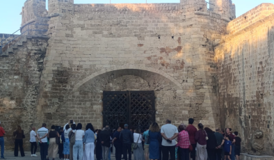 Gazimağusa’nın Tarihi Kapısı “Porta Del Mare” Restorasyonun Ardından Törenle Açıldı