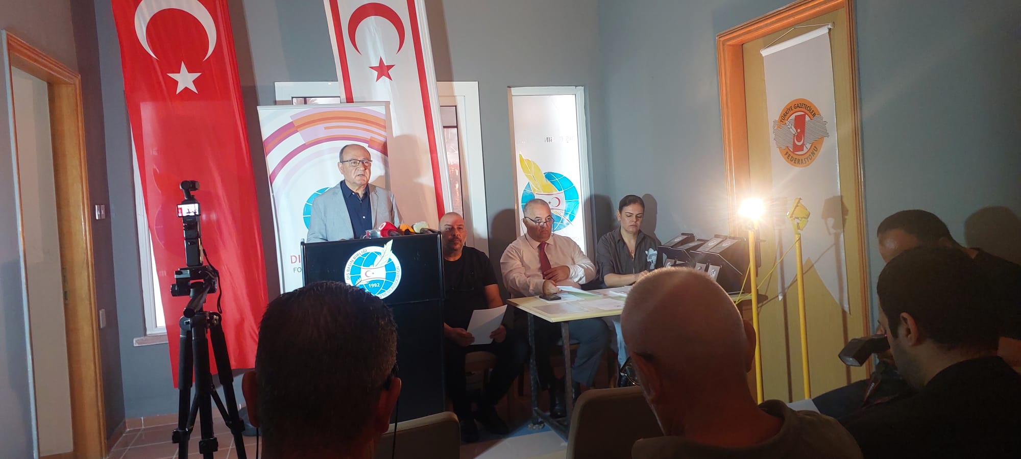 Reşat Akar Yeniden Kuzey Kıbrıs Türk Gazeteciler Cemiyeti Başkanı Seçildi
