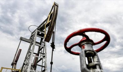 Brent Petrol Fiyatları ABD’nin İran Saldırıları Sonrası Yükselişe Geçti