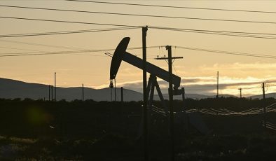 Hürmüz Boğazı’ndaki Yaptırım Kararı Sonrası Brent Petrol 94,72 Dolardan İşlem Görüyor