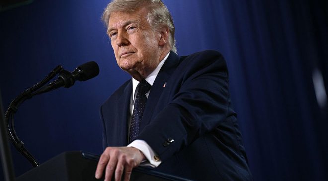 İran’dan Trump’ın Tehditlerine Karşı Umman’a Destek“Maskat Yönetimiyle Dayanışma İçindeyiz”