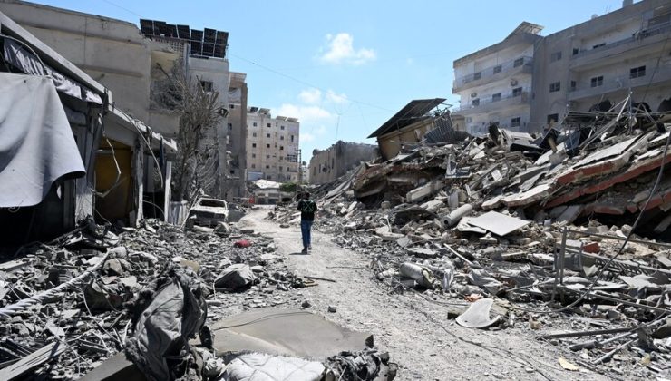 İsrail’in Lübnan’ın Sur Bölgesine Düzenlediği Saldırılarda 11 Kişi Hayatını Kaybetti
