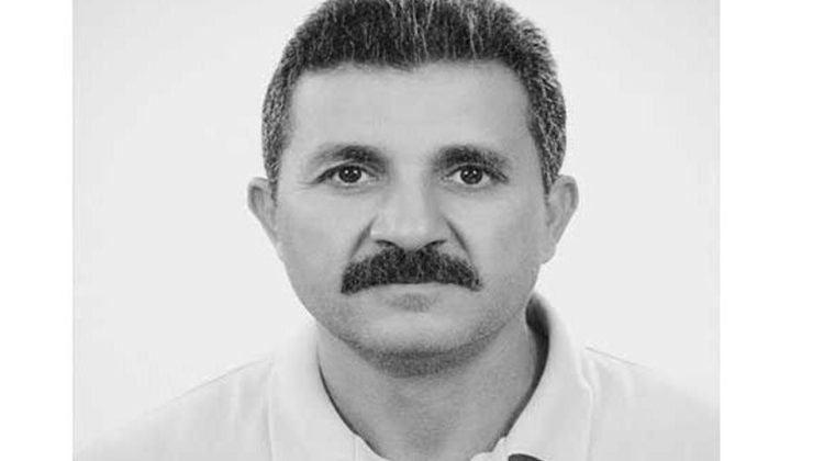 Sevenlerini üzdü