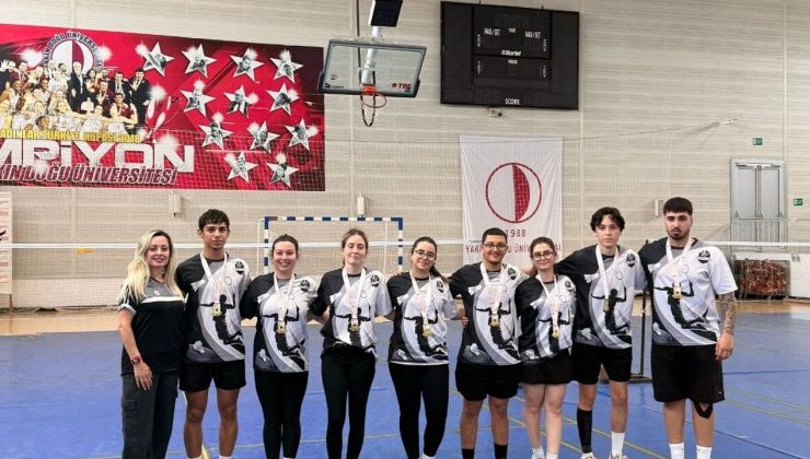 Badmintonda birincilik DAÜ’nün