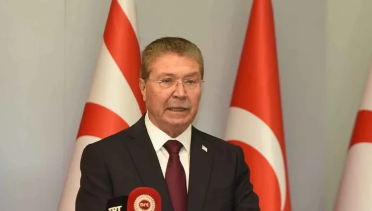 Başbakan Üstel, Hristodulidis’in açıklamalarını kınadı