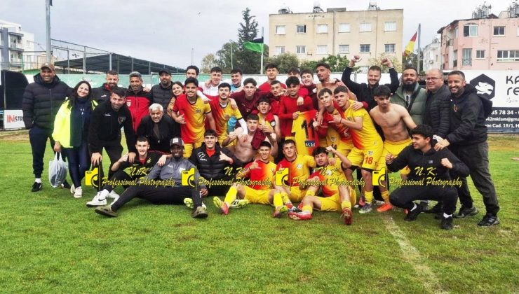 A2 Süper Lig’de şampiyon Dumlupınar