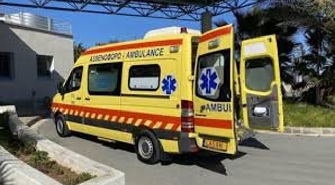 Baf’ta dört ambulans kundaklandı