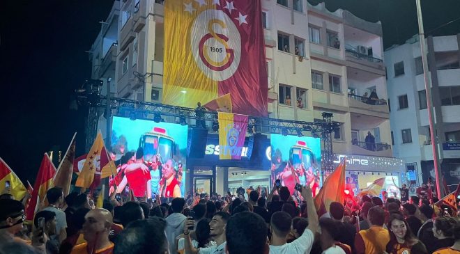 Galatasaray’ın şampiyonluğu Dereboyu’nda kutlandı
