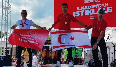 Hakan Tazegül 19 Mayıs Samsun Yarı Maraton Birincisi