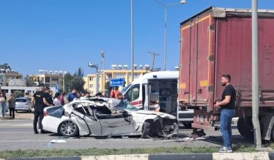 TIR’ın altına giren sürücü ölümden döndü