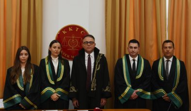 Yeni atanan yargıçlar yemin ederek görevlerine başladı