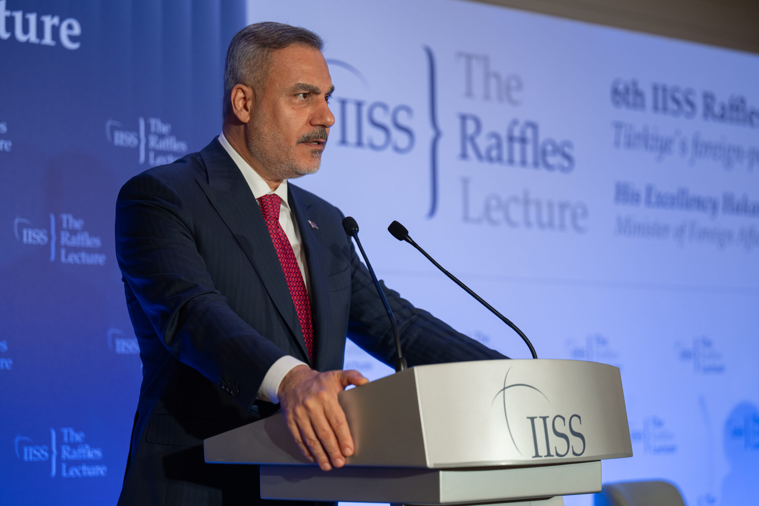 Trump, NATO Zirvesi’ne katılmayı planlıyor