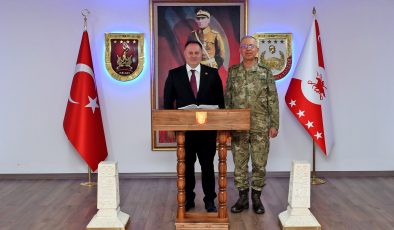 Meclis Başkanı Ziya Öztürkler, Korgeneral Zorlu Topaloğlu’nu Ziyaret Etti