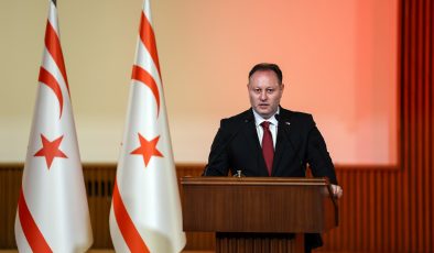 Meclis Başkanı Ziya Öztürkler’den Şampiyon KKTC Milli Takımı’na Tebrik
