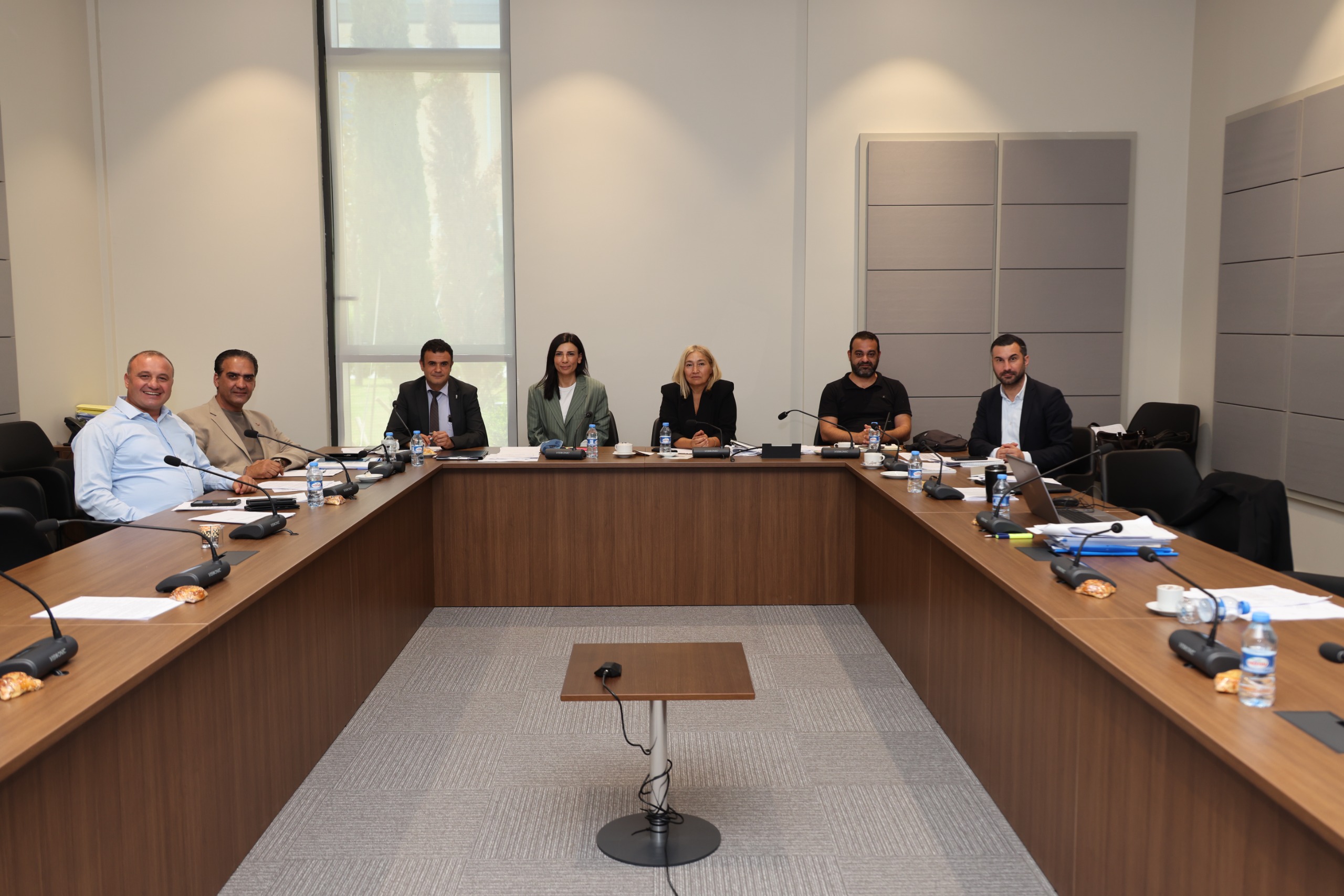 Hukuk Komitesi, Konut Edindirme Yasası ve Çeşitli Karar Tasarılarını Genel Kurul’a Sevk Etti