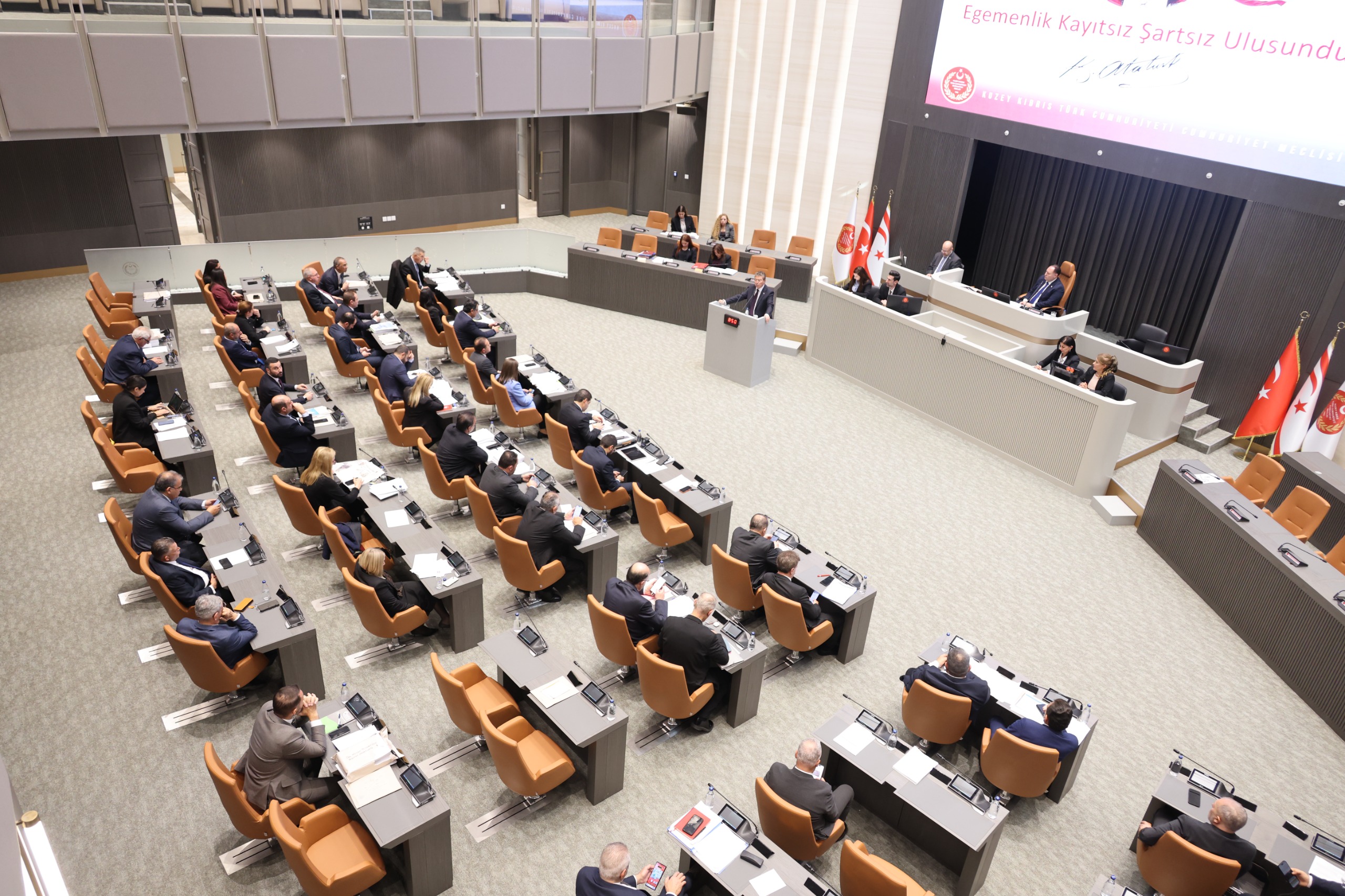 Cumhuriyet Meclisi yaz tatili öncesi son kez toplanıyor