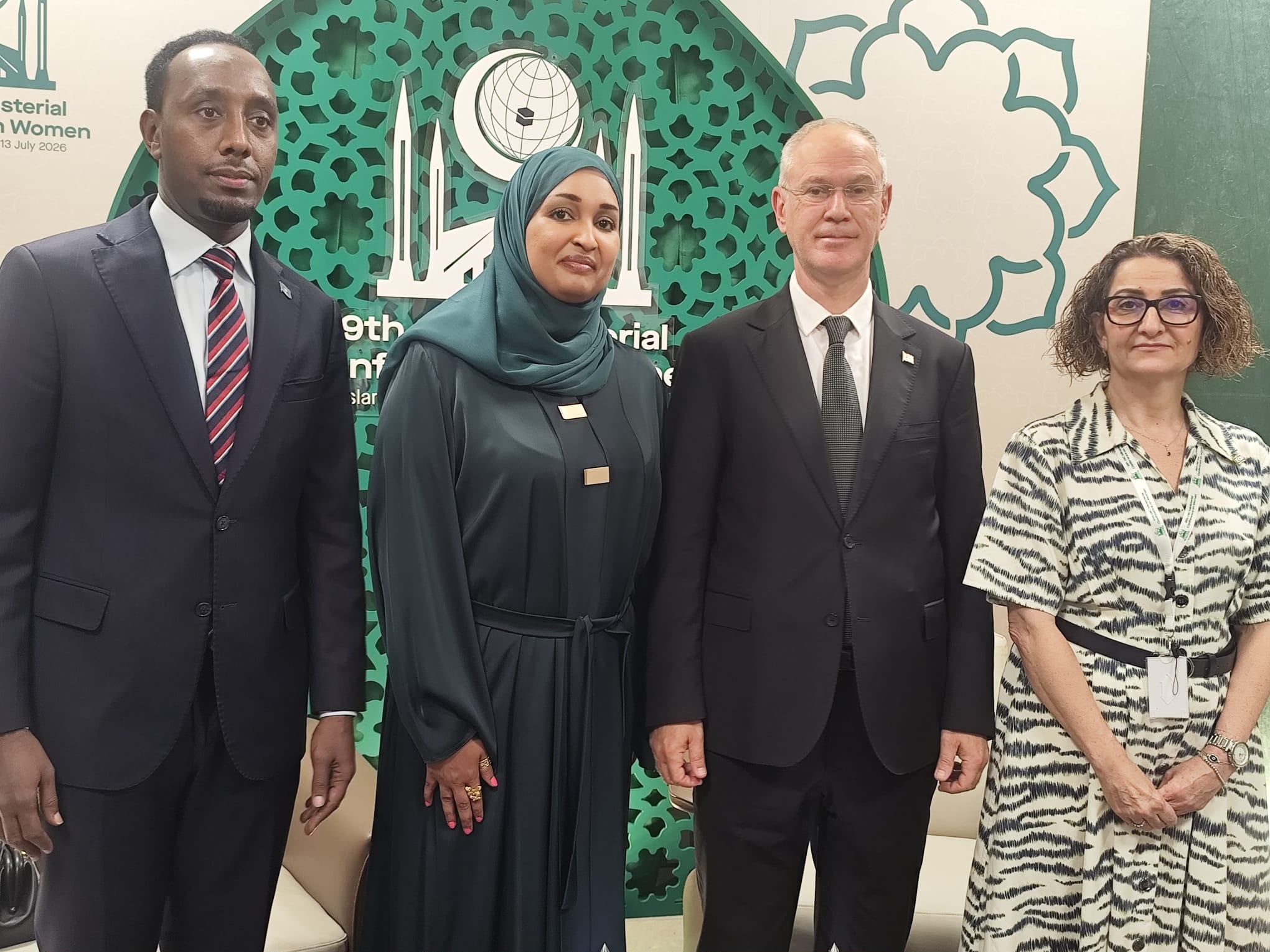 Bakan Hasipoğlu, Somalili mevkidaşı Makhzoumi ile bir araya geldi