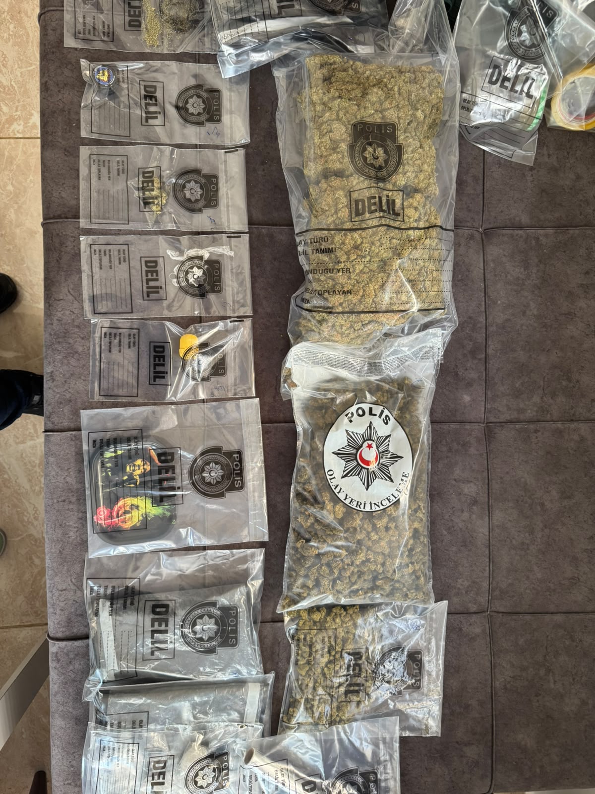 3 kilogramdan fazla madde ele geçirildi