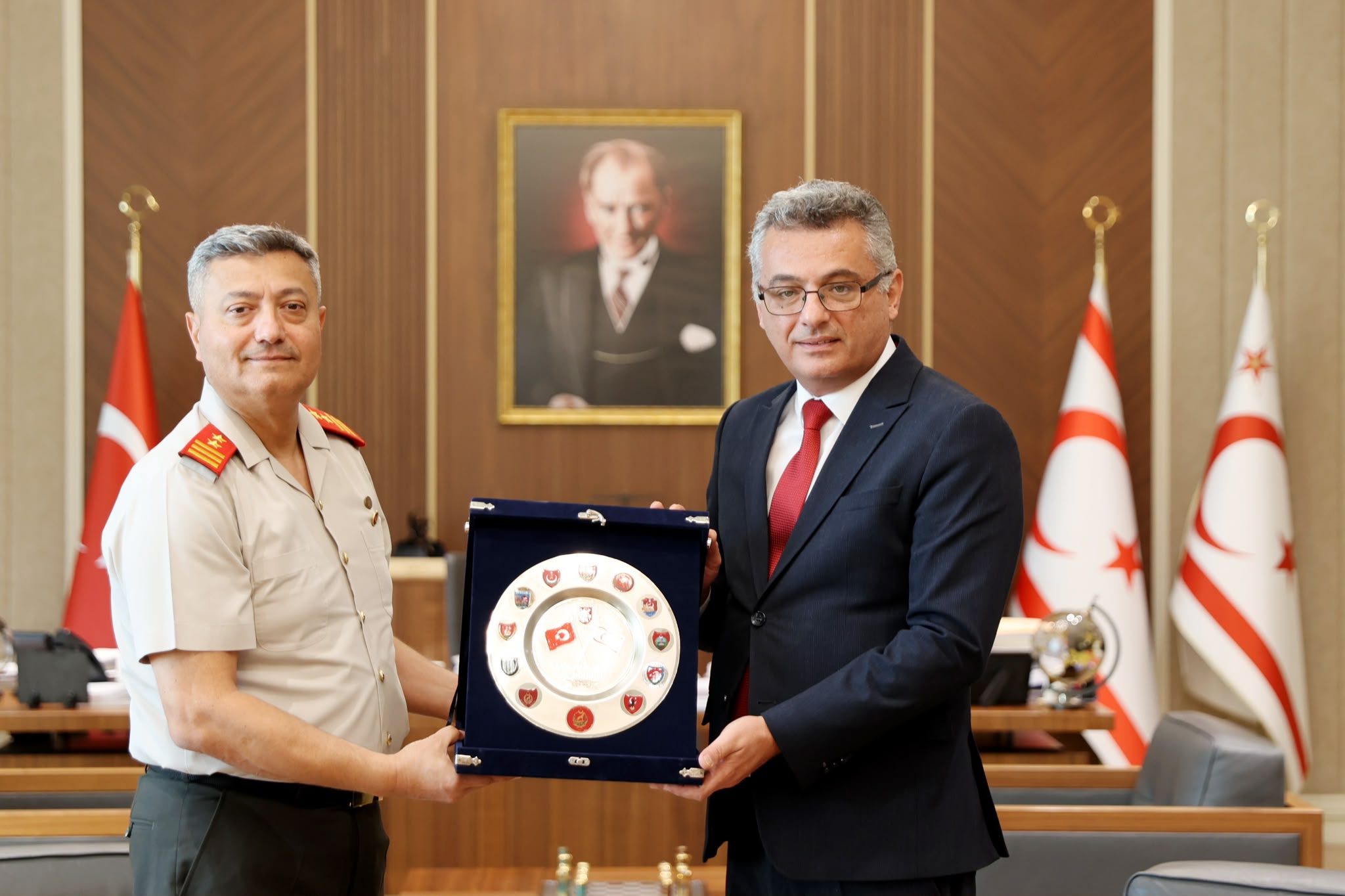 Cumhurbaşkanı Erhürman, GKK Komutanı Tümgeneral Görgülü ve Heyetini Kabul Etti