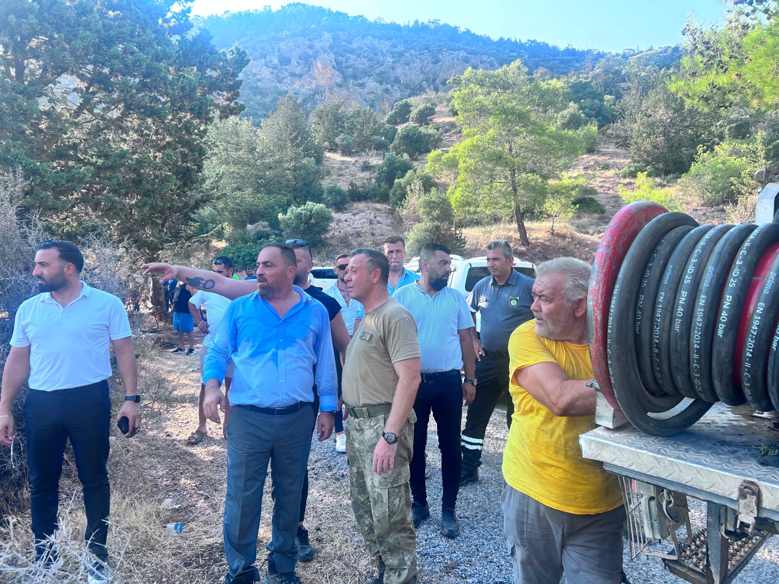 Tarım Bakanı Hüseyin Çavuş, Tirmen’deki Yangın Müdahalesini Yerinde İnceledi